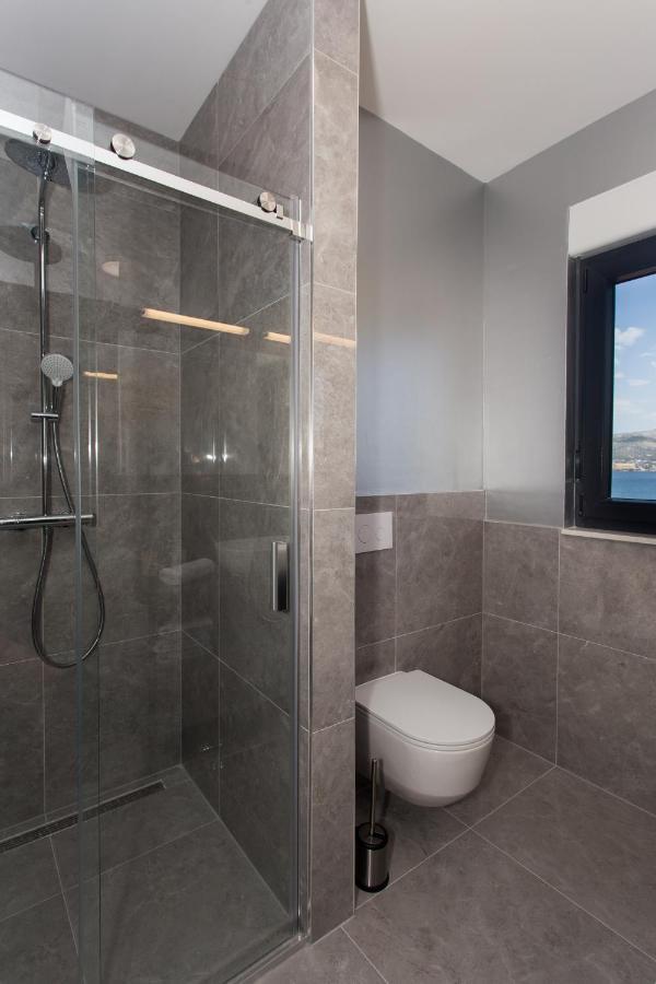 Beachfront House Olbia With Private Parking 特罗吉尔 外观 照片